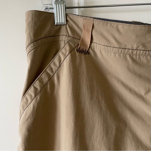 Mountain Hardwear Khaki Hiking Low Rise Shorts Size 10 - Picture 3 of 12